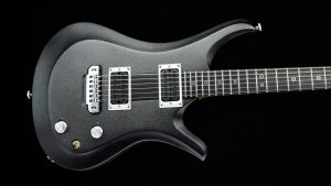 Ultimate - Silver Burst - rock & metal guitar - body