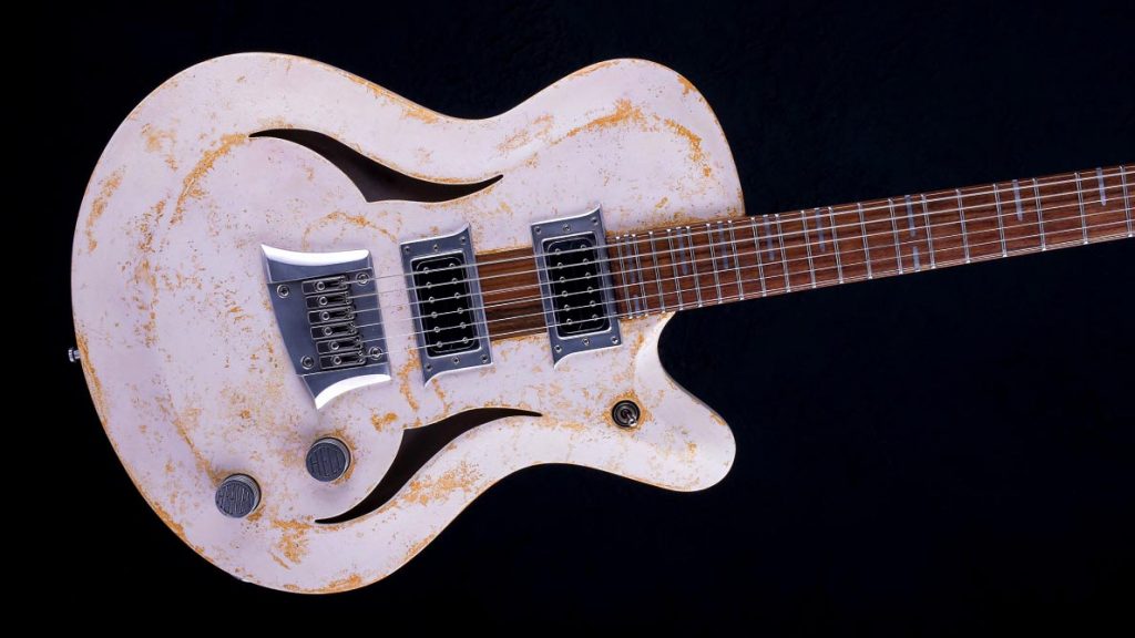 BARITONE GUITARS for very deep tunings Cyan Guitars Hamburg