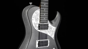 Ultimate - Silver Dragon - Rock & Metal Gitarre - graviertes Schlagbrett