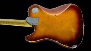 Versatile Golden Bee T-Style Custom Guitar - Body Shape Rückseite