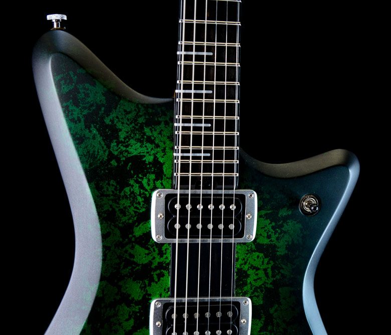 The Duke-Custom Guitar-Greenland-3